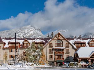 Banff Caribou Lodge and Spa