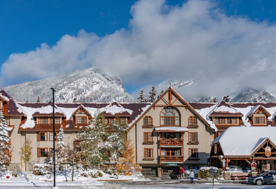 Banff Caribou Lodge and Spa (Banff) - 2026 Prices, Reviews & Deals