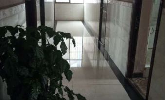 Yuanfeng Business Hotel