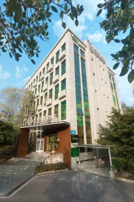 Infully Hotel (Chengdu Longquan Headquarters Economic Port Sichuan Normal University) Các khách sạn gần Chengdu Longquanyi Baihe Passenger Transport Terminal