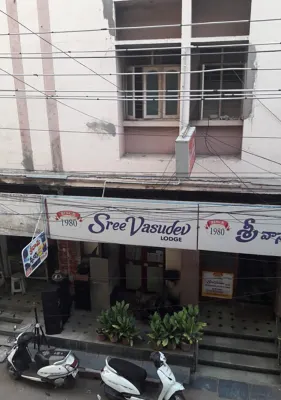 Hotel Sree Vasudev - 2-Star