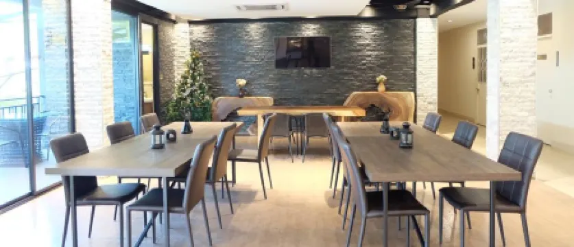 Htel Resort Bangkok Отели рядом с достопримечательностью «Бангкокский международный торговый и выставочный комплекс»