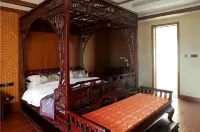 Dabie Mountain Shanxugu Host Spring Resort Hotel