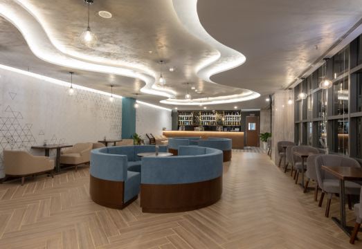 2. 골프 밸리 호텔..