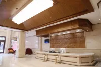 Yaxitai Hotel Hotels in Mengla