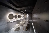 Le Joy Hotel - Fitnessstudio