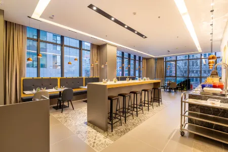 Homeinn Selected Hotel (Shenyang Hunnan 21st Century Building Subway Station) Отели рядом с достопримечательностью «Northeastern University (Hunnan Campus)»