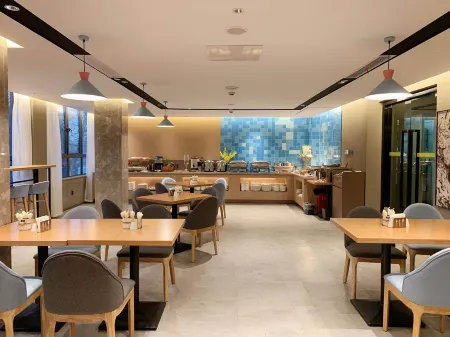 Homeinn · neo (Taicang Xinhua West Road) Отели рядом с достопримечательностью «Former Residence of Zhang Pu»