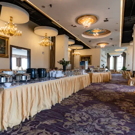 Yonder International Hotel