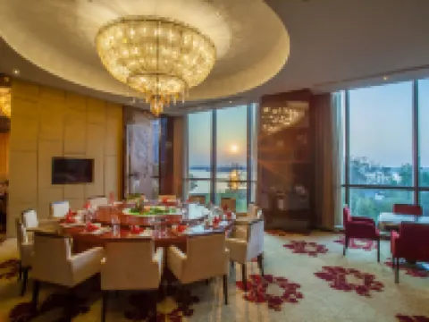 DoubleTree by Hilton Wuhu Hotels in Wuhu