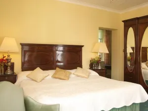 Seaview House Hotel