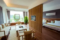 Shuiyun Jingshe Hot Spring Hotel (Xinfeng Meikeng) Hotels in Xinfeng