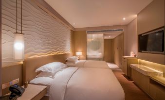 Yatai New City Hot Spring Hotel