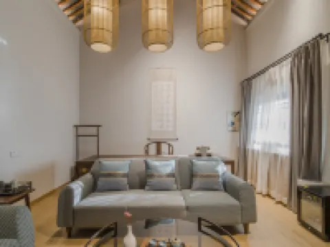 Yuzhou Songbook Cultural Luxury Resort Hotel Hotels in Yuzhou
