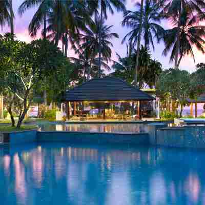 Holiday Resort Lombok Hotel Exterior