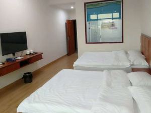 Longmen Holiday Apartment