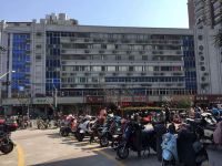 雅约臻品酒店(上海西藏北路店) - 酒店外部