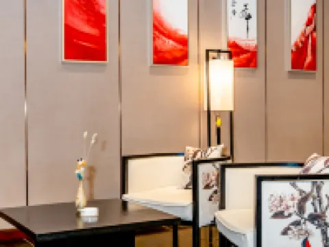 八宿紫宸泊閲大酒店(然烏湖店) 八宿酒店