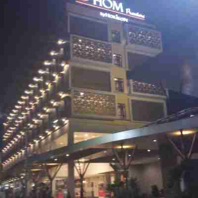 Hotel Horison GKB - Gresik Hotel Exterior