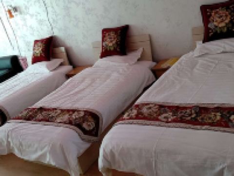 大连源缘快捷宾馆 - 三人间