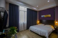 Leah Hotel