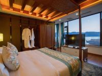 泸沽湖云上度假酒店 - 270度映月套房