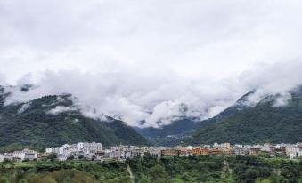 Qamdo Jungui Hotel