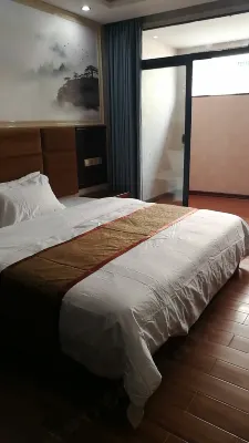 Lidu Hotel Hotels near Aizhong Square