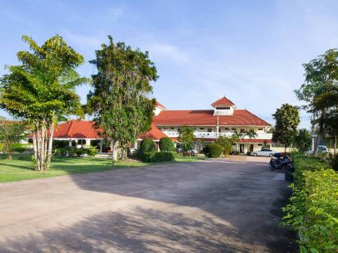 Lake Villa Resort-Pattaya Updated 2021 Price & Reviews  Trip.com