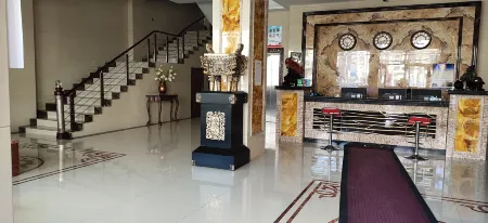 Spring Business Hotel