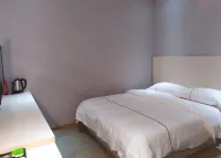 City Boutique Hotel (Shenzhen Xili Metro Station) Hotels near Shenzhen Polytechnic (Xilihu Campus)