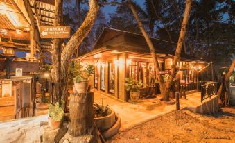 Taatoh Seaview Resort