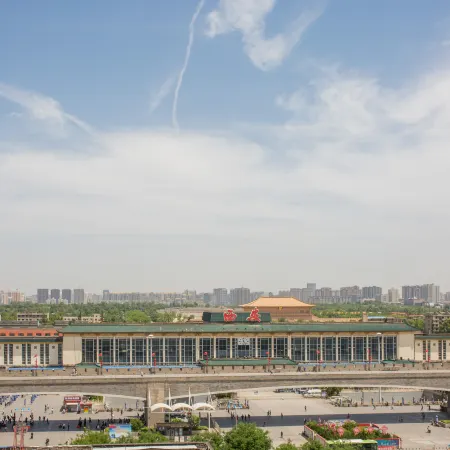 Good Home Express Hotel (Xi'an Railway Station 5th Road Subway Airport Bus Store)