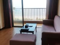 海陵岛喜悦门美居酒店 - 一线海景三房一厅