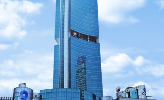 Shandong News Hotel (Quancheng Square Daming Lake Branch)