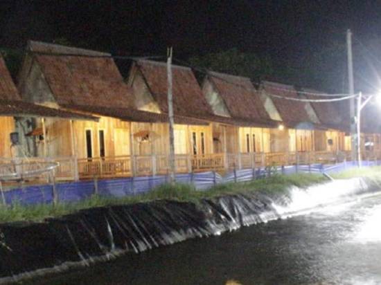 Kampong Nelayan Resort Situbondo