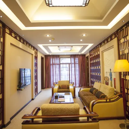 Qingjiang Ancient City Hotel