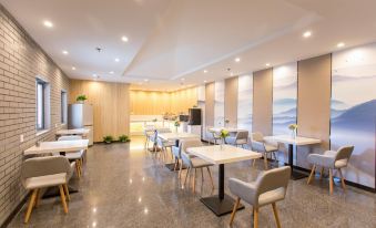 Qingmu Hotel (Nanjing Daqiao South Road University of Finance and Economics)