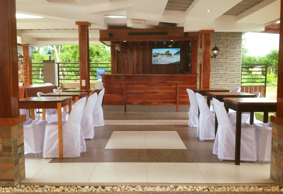 그린필즈 투어리스트 인