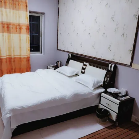 Hongyuan Hotel (Nanchang University Qingshanhu Campus)