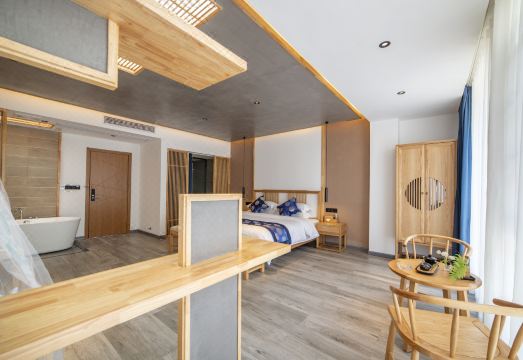 장가계 숙소 내부 전경