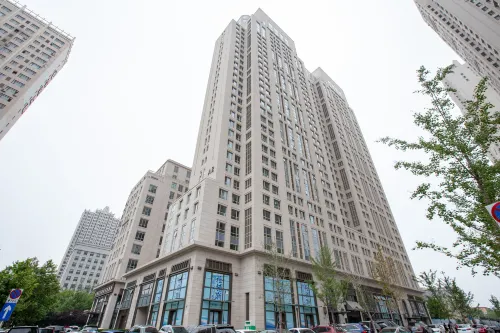 Crosser E-sports Hotel (Dalian Heping Square Branch)