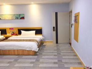 Yushu 8 Premium Hotel