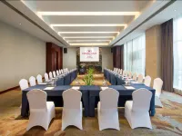 Crowne Plaza Taizhou Hotels in Taizhou