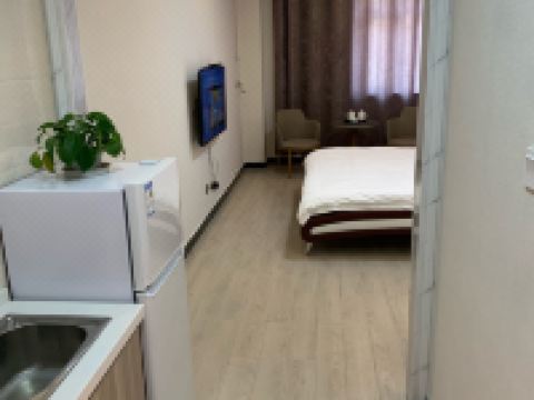 西宁雅乐轩民宿(3号店) - 时尚一室大床房