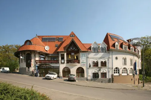 Bástya Konferencia és Wellness Hotel Hotels in Miskolc