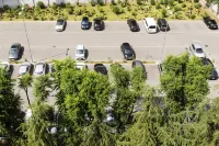Hotel Da Vinci - parking