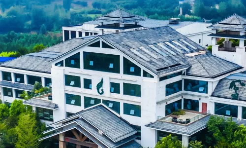 Fengxiang hot spring Hotel