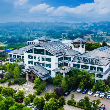 Fengxiang hot spring Hotel