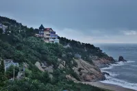 Qingdao Momer Cliff Ocean View Villas Hotels near Chaoyang Cave
